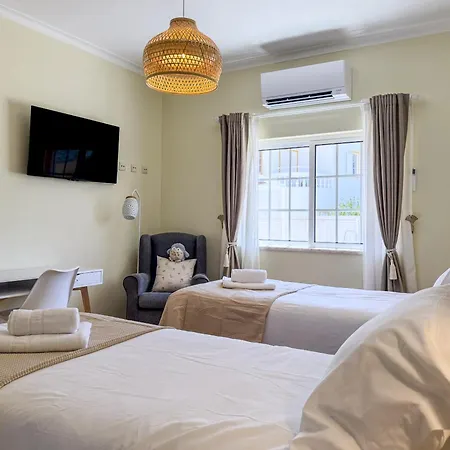 #373 Charming 3br With Spacious Garden & Bbq Dom wakacyjny *